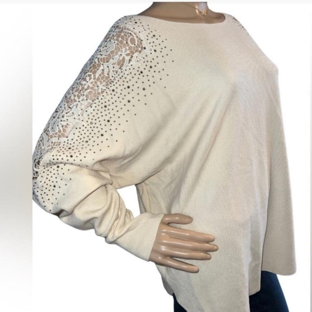 Liv Milano- Cream Lace Sleeve Sweater